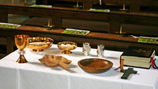 https___www.pfarrbriefservice.de_sites_default_files_atoms_image_communion-2189774_by_pajala_cc0-gemeinfrei_pixabay_pfarrbriefservice.jpg  