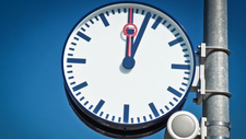 clock-1670221_by_michaelgaida_cc0-gemeinfrei_pixabay_pfarrbriefservice.jpeg  