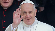 14377_papst_franziskus_by_kna_reuters.jpg  