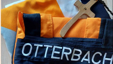 2025-12-07_Collage_Banner_100_Jahreq.jpg  