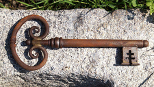 https___www.pfarrbriefservice.de_sites_default_files_atoms_image_5550_by_martin-manigatterer_pfarrbriefservice.jpg  