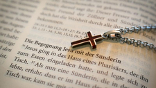 bible-1058289_1920.jpg  