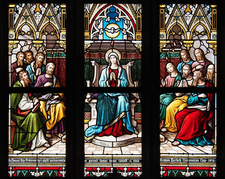 stained-glass-windows-2909683_1920.jpg  